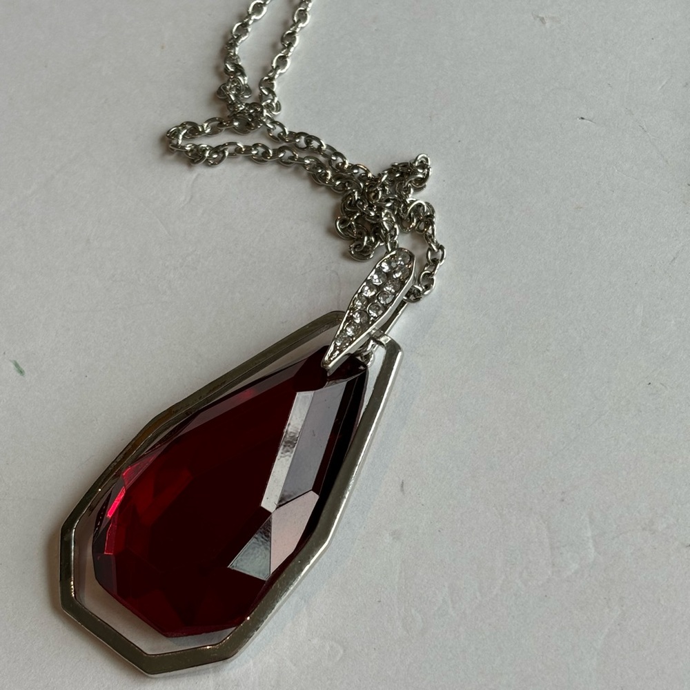 Large red pendant necklace/ silver tone chain/ measures 36 in length - Picture 4 of 14
